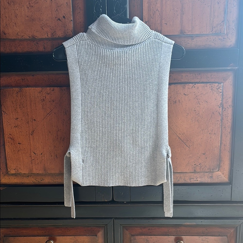 Gray Sleeveless Turtleneck Sweater